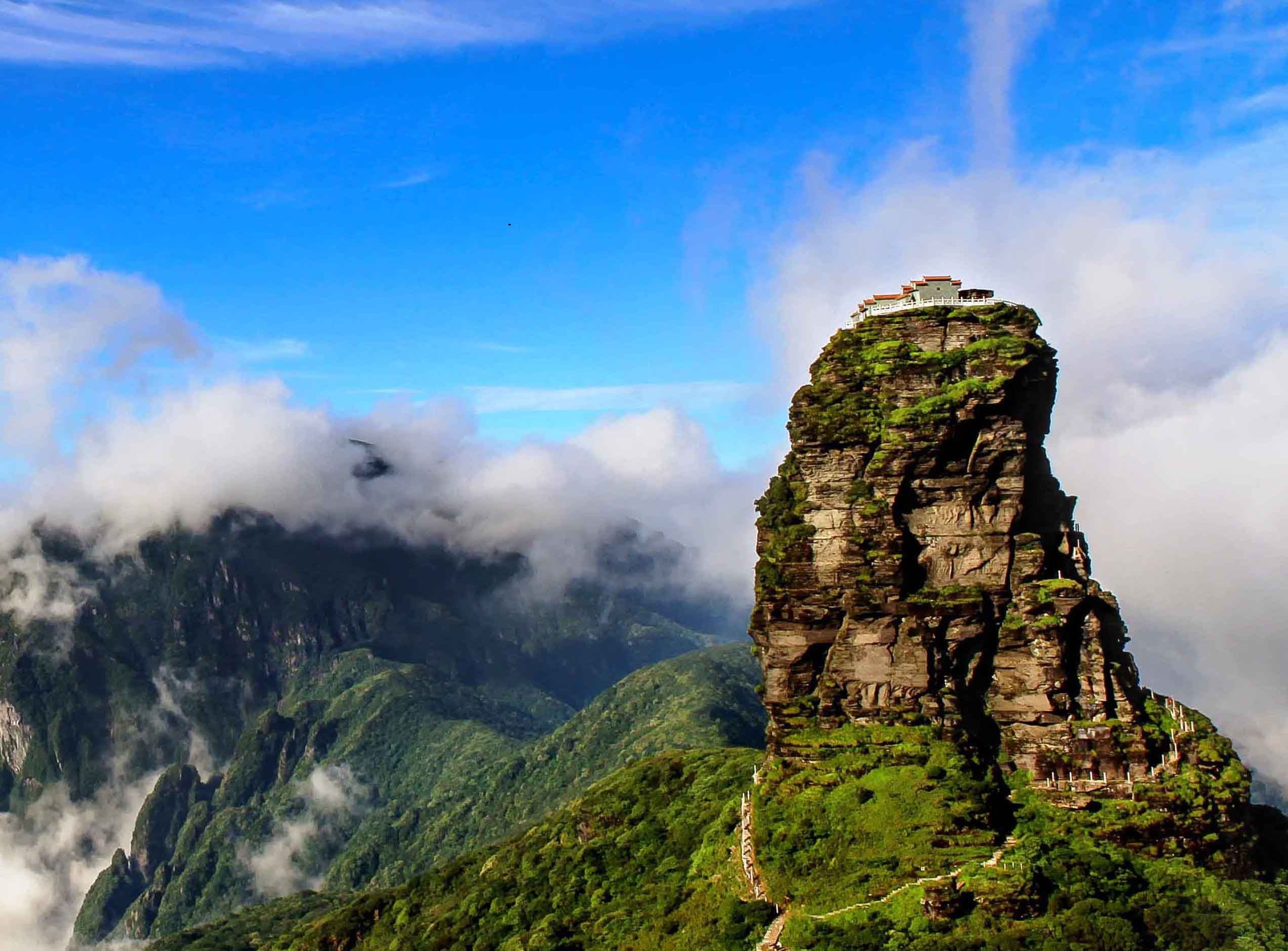 贵州铜仁景点:梵净山太子石景点介绍