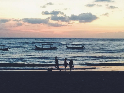 库塔海滩在哪儿 巴厘岛最好看的海滩是库塔海滩吗
